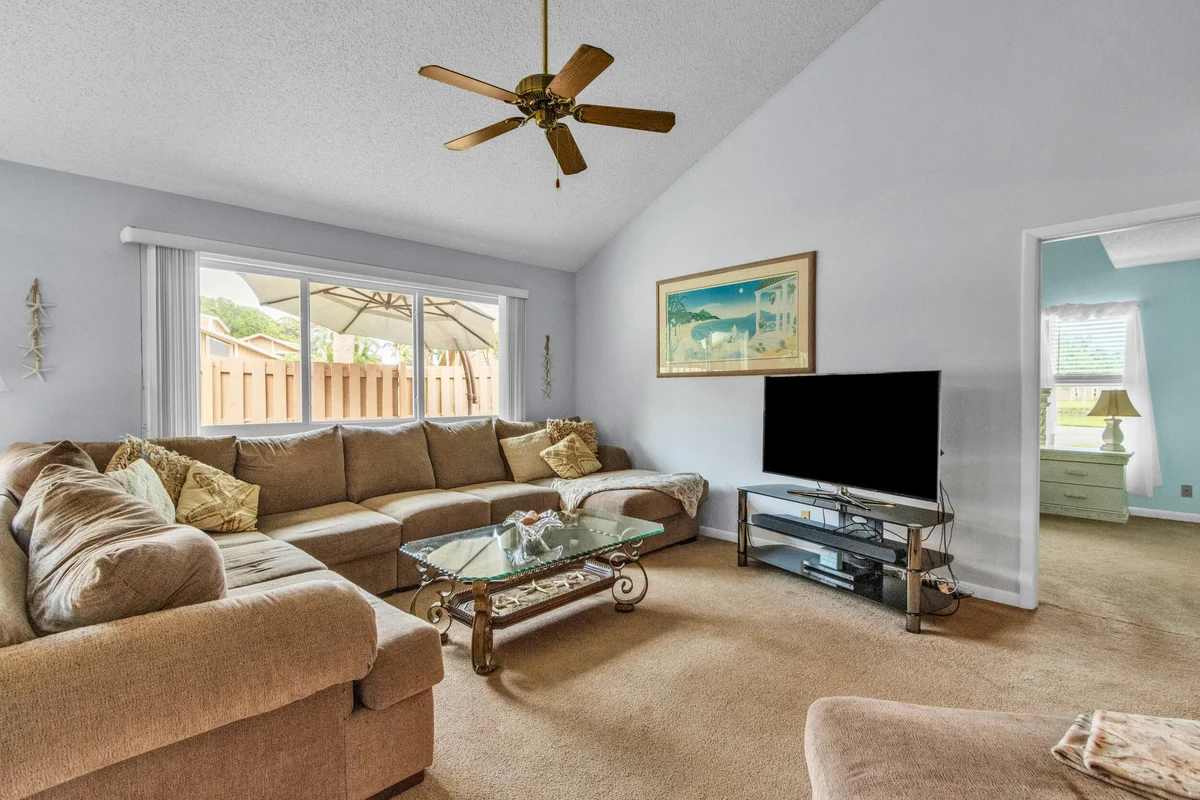 111 Maplecrest Cir, Jupiter: photo 1 of 30