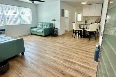 700 Bayshore Dr #17, Fort Lauderdale: photo 1 of 24