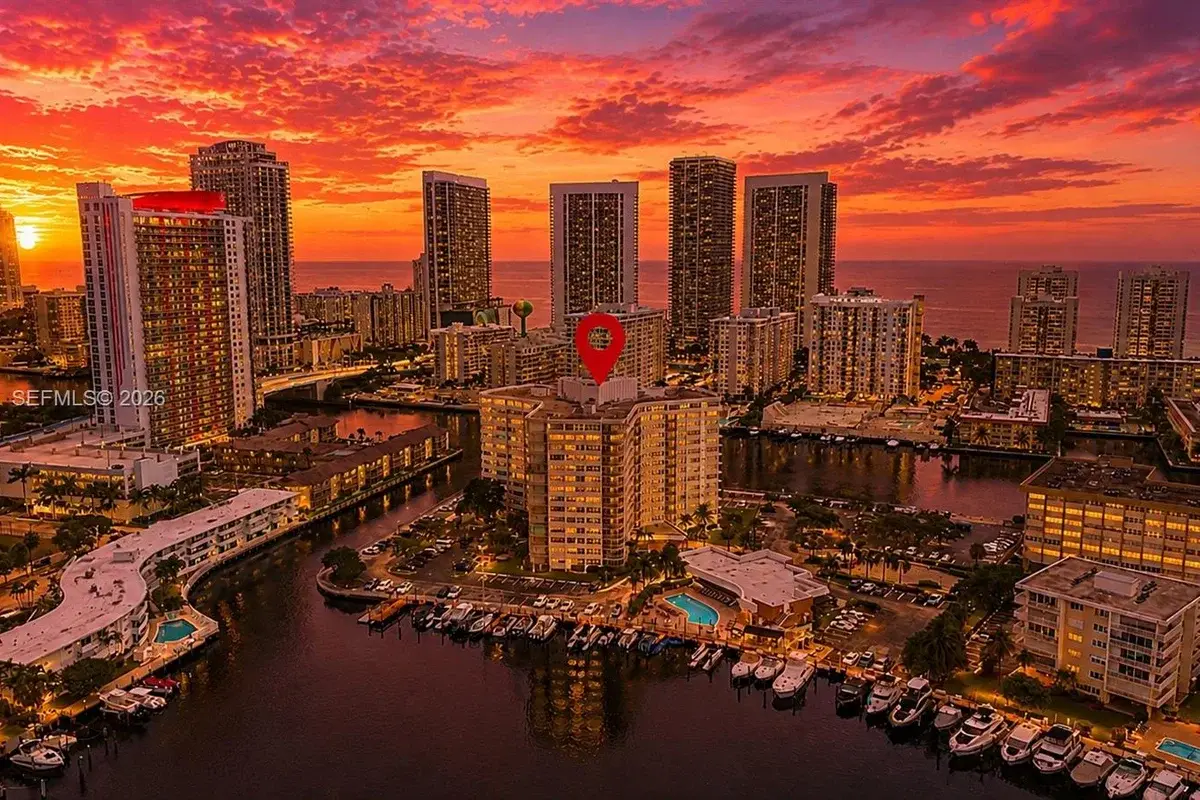 100 Golden Isles Dr #1109, Hallandale Beach: photo 1 of 27