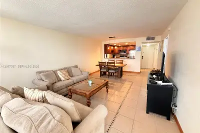 1825 S Ocean Dr #607, Hallandale Beach: photo 1 of 31