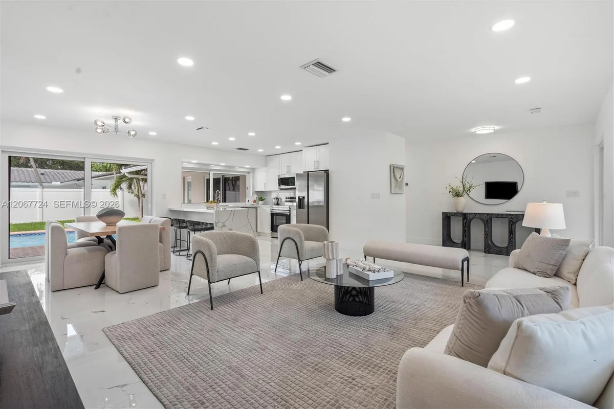 5711 NE 20th Ter, Fort Lauderdale: photo 1 of 48