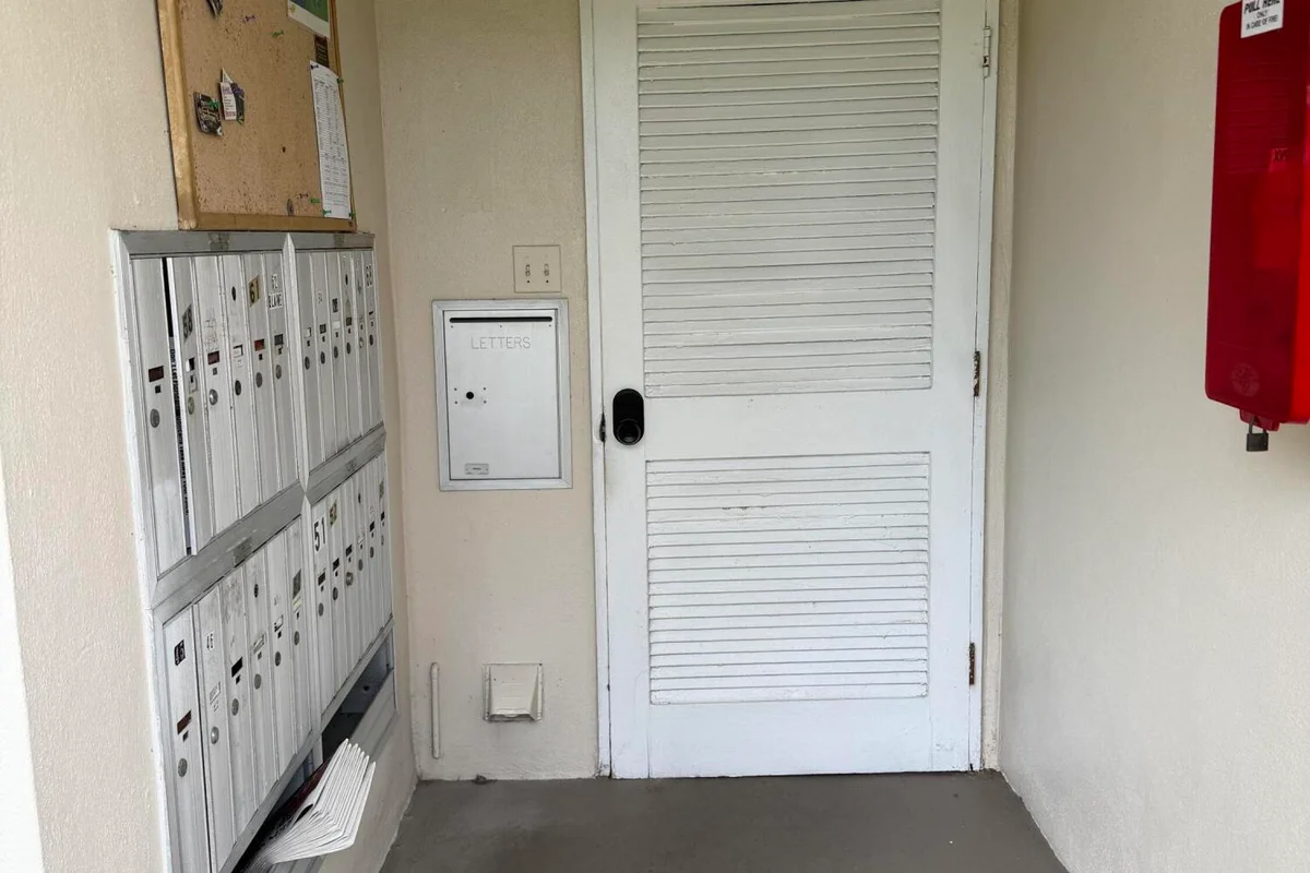 50 Dorchester Way #c, West Palm Beach: photo 1 of 30