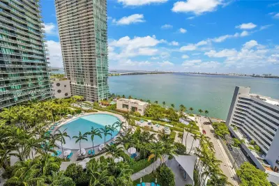 480 NE 31st St #905, Miami: photo 1 of 18