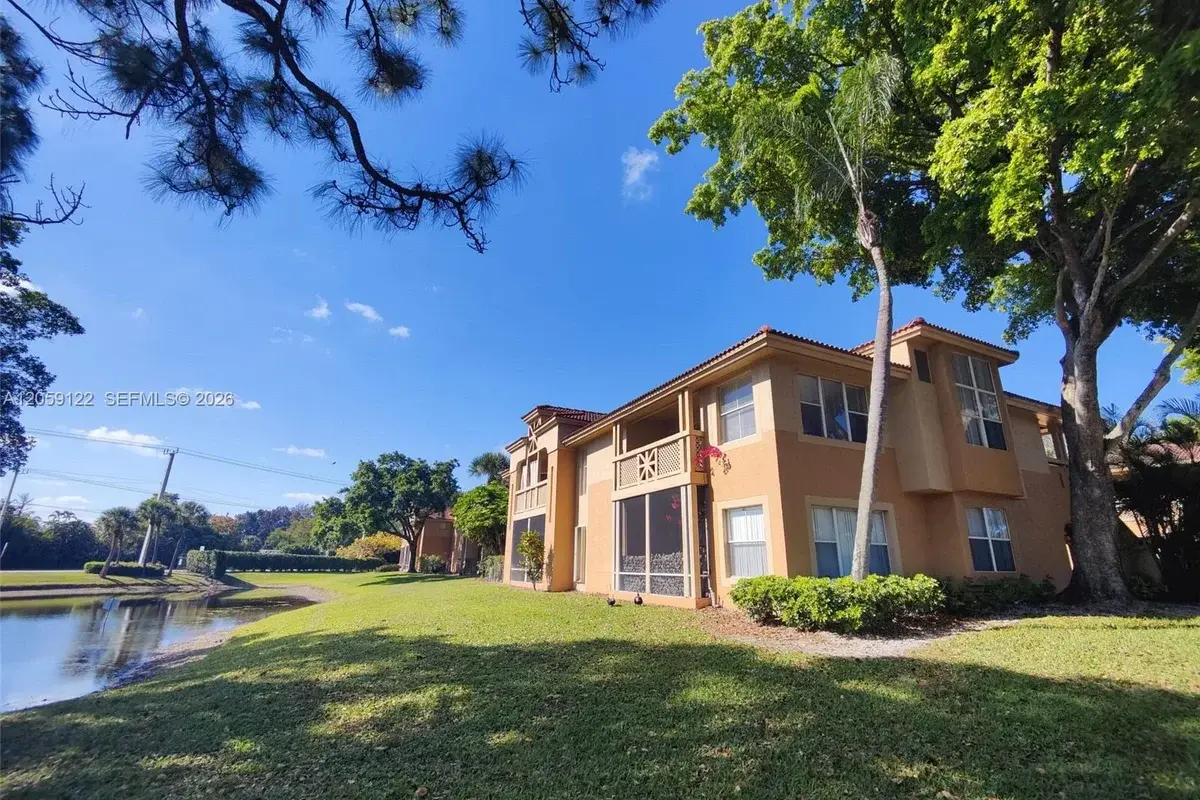 4871 Via Palm Lakes #701, West Palm Beach: photo 1 of 26