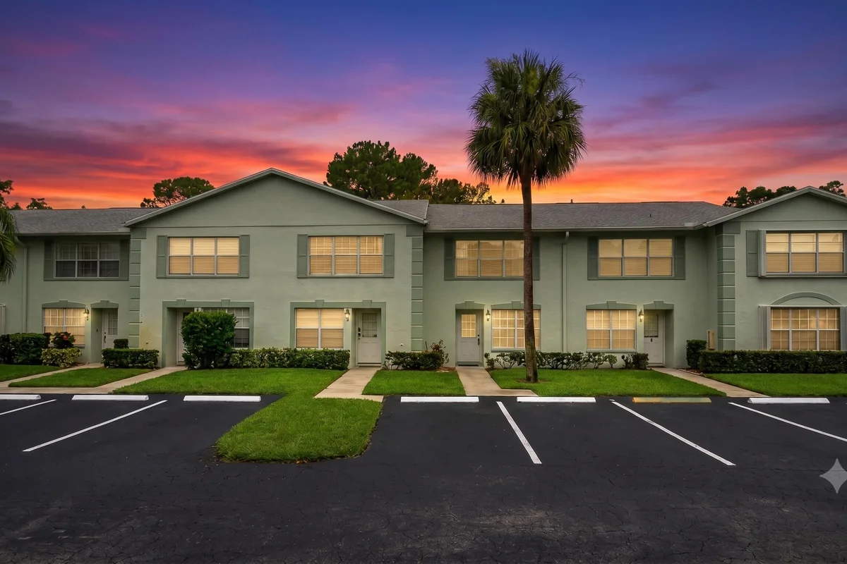 3714 Savoy Ln #F, West Palm Beach: photo 1 of 59
