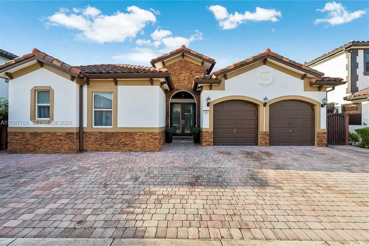 14441 SW 22nd Ter, Miami: photo 1 of 44