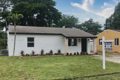 1521 NW 1st Ave, Fort Lauderdale: photo 1 of 29