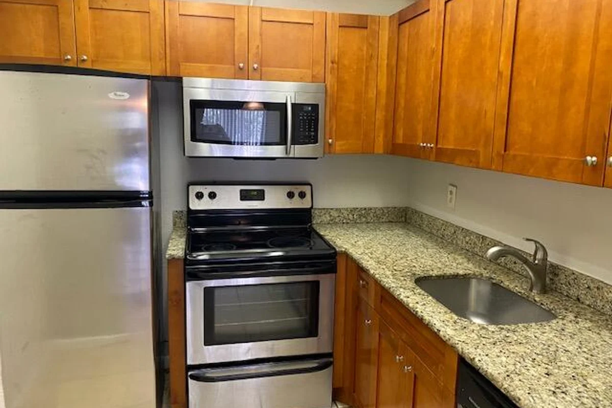 626 NW 13th St #28, Boca Raton: photo 1 of 10