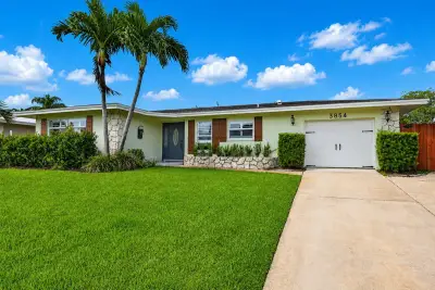3854 Buttercup Cir S, Palm Beach Gardens: photo 1 of 58