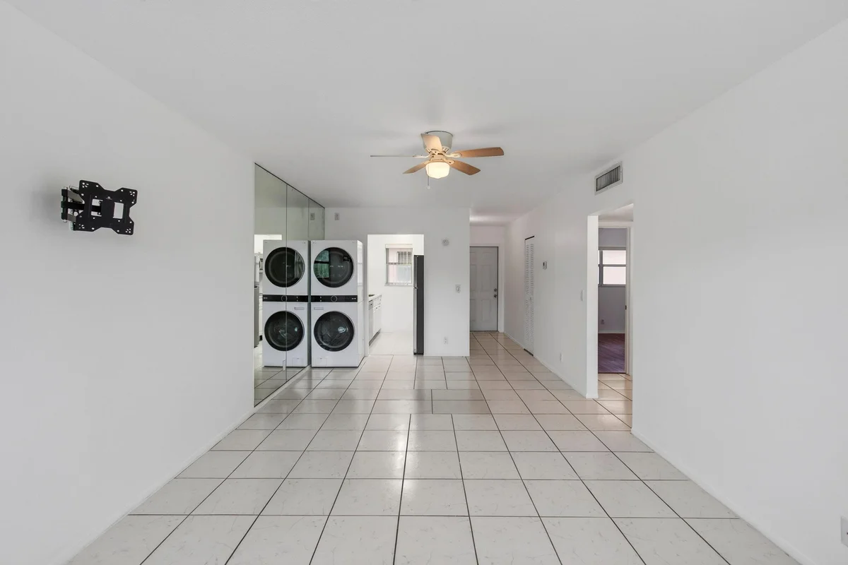 500 SW 2nd Ave #211, Boca Raton: photo 1 of 35