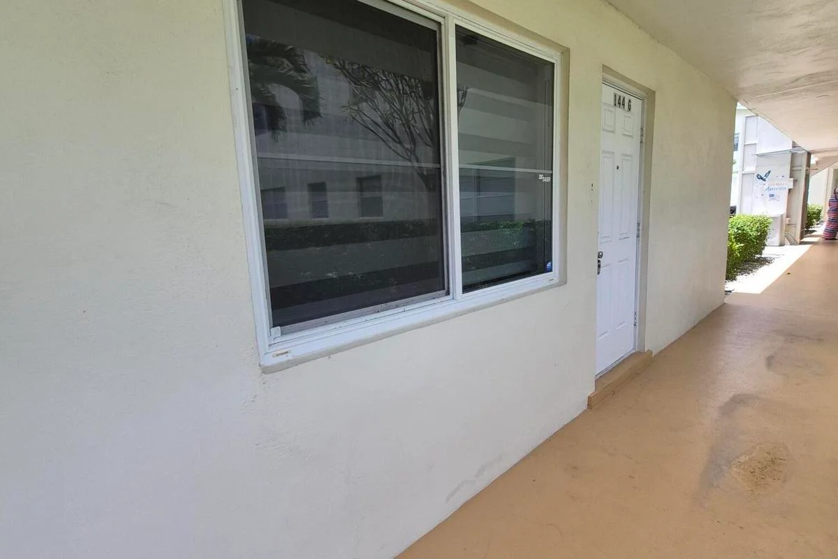 144 Dorchester G, West Palm Beach: photo 1 of 4