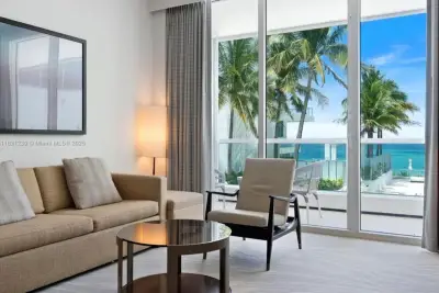 4391 Collins Ave #623, Miami Beach: photo 1 of 24