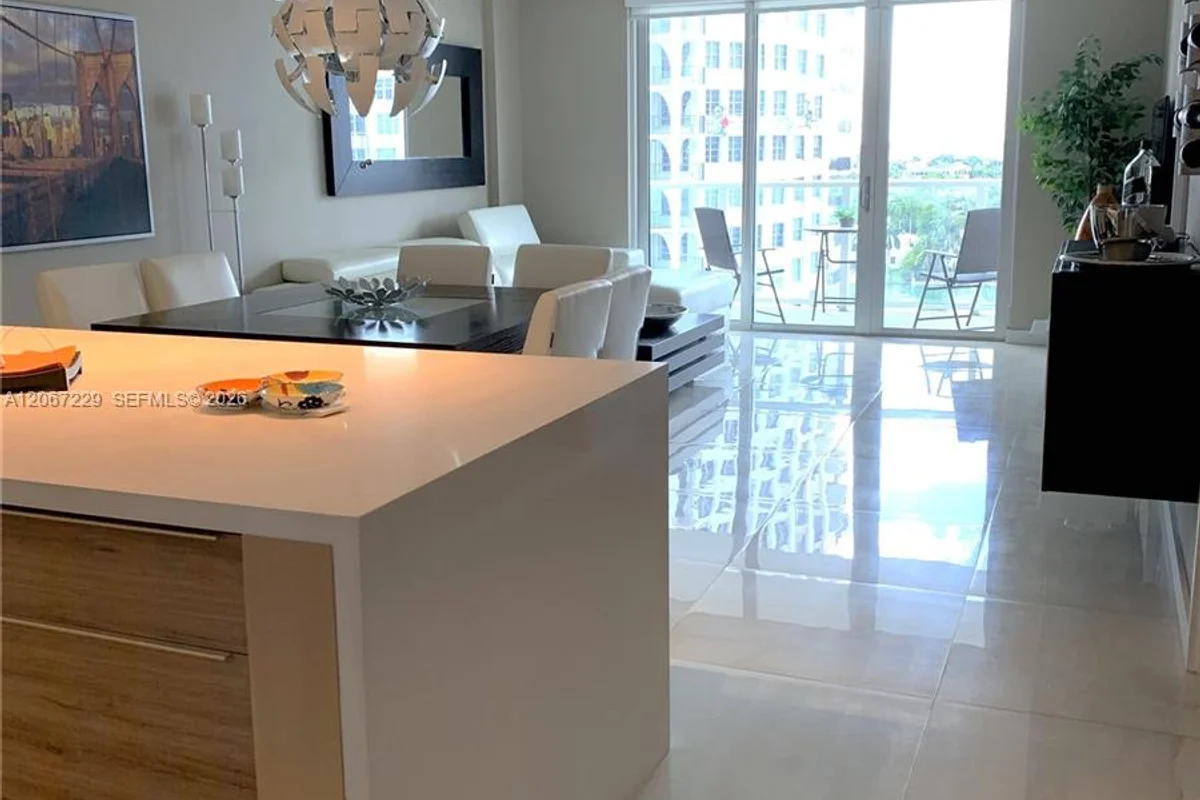 5701 Collins Ave #1003, Miami Beach: photo 1 of 41