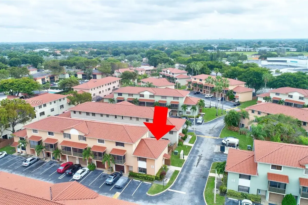 9874 Hammocks Blvd #108-49, Miami: photo 1 of 30