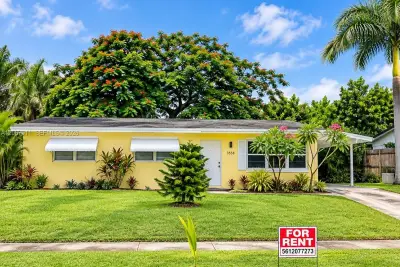 3558 Everglades Rd, Palm Beach Gardens: photo 1 of 13