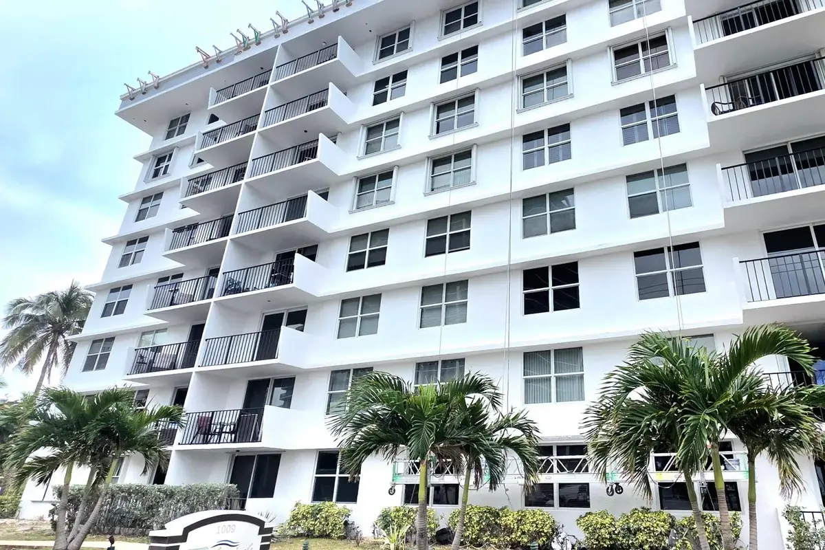 1009 N Ocean Blvd #409, Pompano Beach: photo 1 of 43