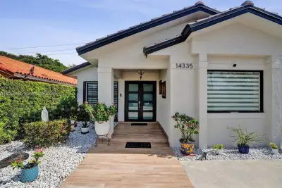 14335 SW 112th Ter, Miami: photo 1 of 69