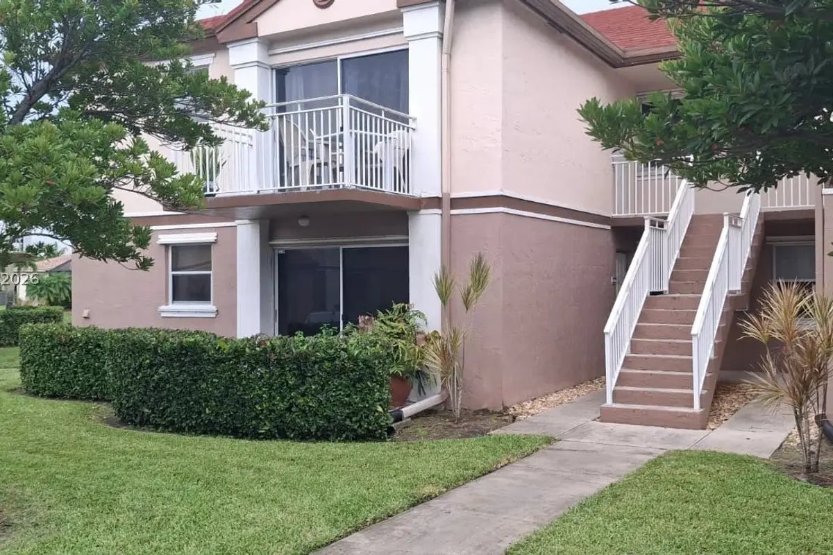 1276 SW 113th Ter #104, Pembroke Pines: photo 1 of 18