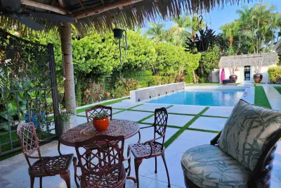 716 Middle River Dr, Fort Lauderdale: photo 1 of 21