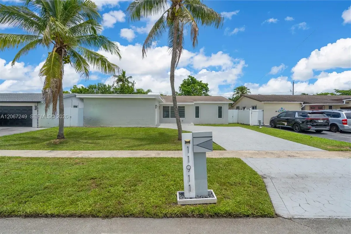 11911 NW 32nd Manor, Sunrise: photo 1 of 36