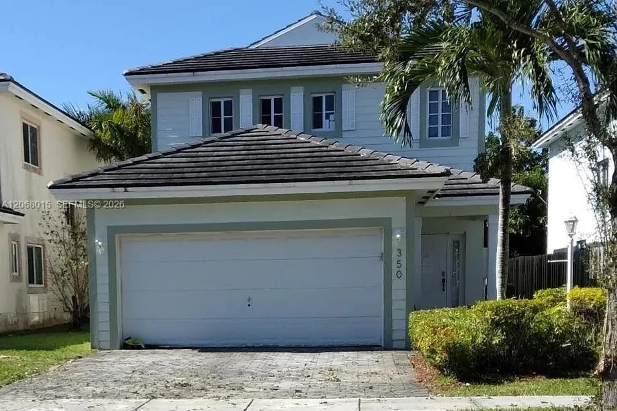 350 NE 31st Ter, Homestead: photo 1 of 82