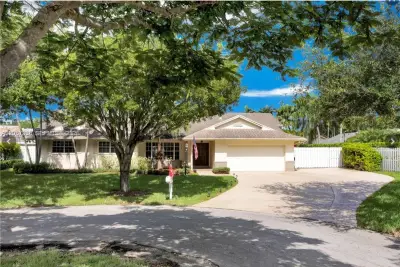 14750 SW 152nd Ct, Miami: photo 1 of 53