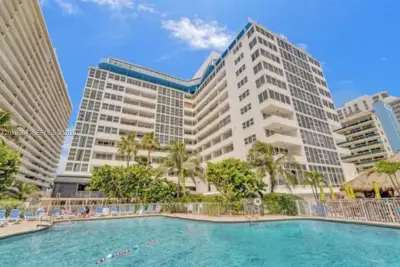 4040 Galt Ocean Dr #221, Fort Lauderdale: photo 1 of 7