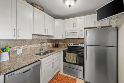 175 Suffolk E, Boca Raton: photo 1 of 23