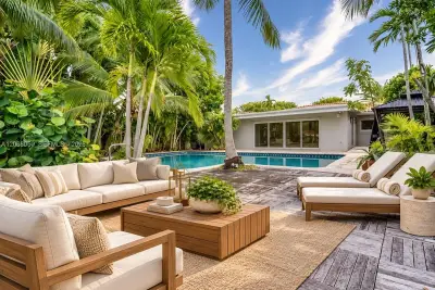 1710 Cleveland Rd, Miami Beach: photo 1 of 41