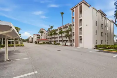 6112 Huntwick Ter #108, Delray Beach: photo 1 of 42