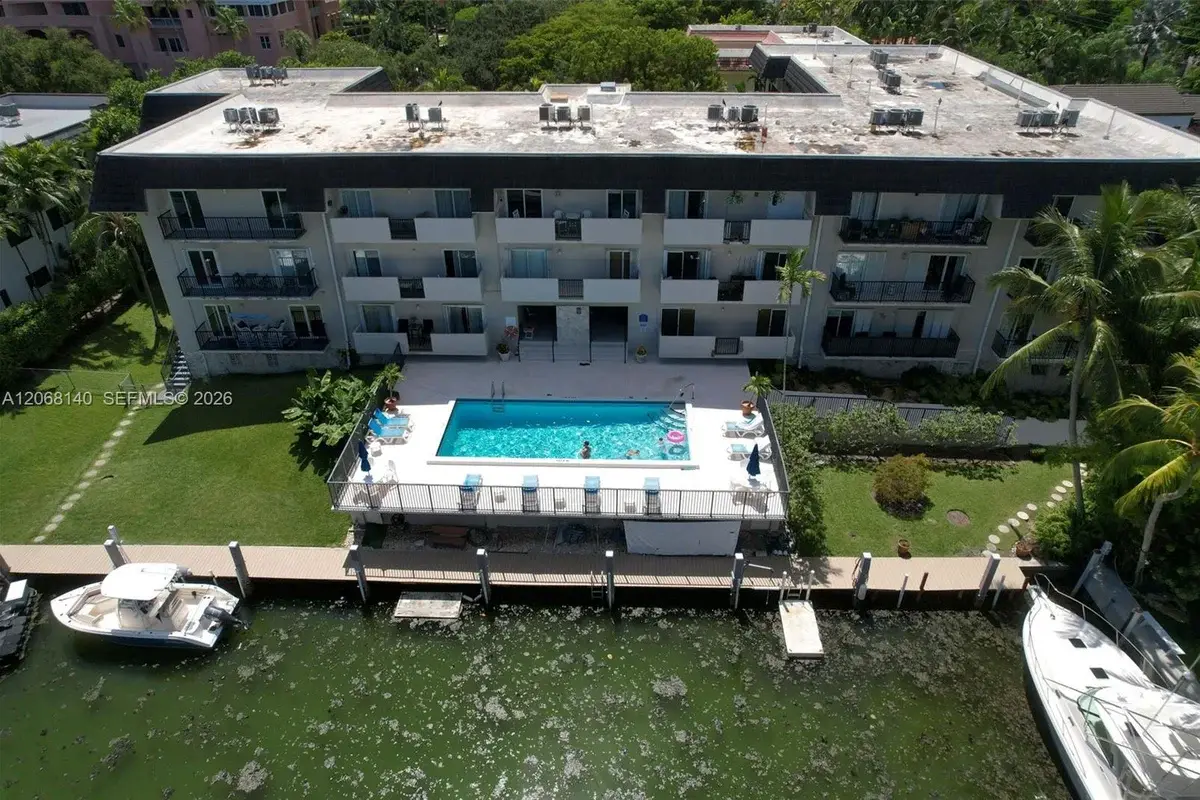 6815 Edgewater Dr #301, Coral Gables: photo 1 of 38