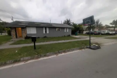 House in Florida City: photo 1 of 6