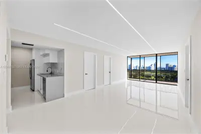 20379 W Country Club Dr #1938, Aventura: photo 1 of 30