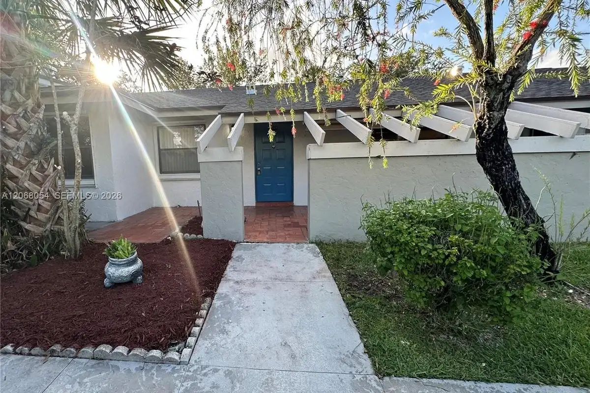 2902 SW 21st Ter #301C, Delray Beach: photo 1 of 41