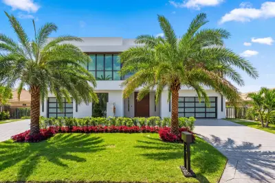 591 Golden Harbour Dr, Boca Raton: photo 1 of 70