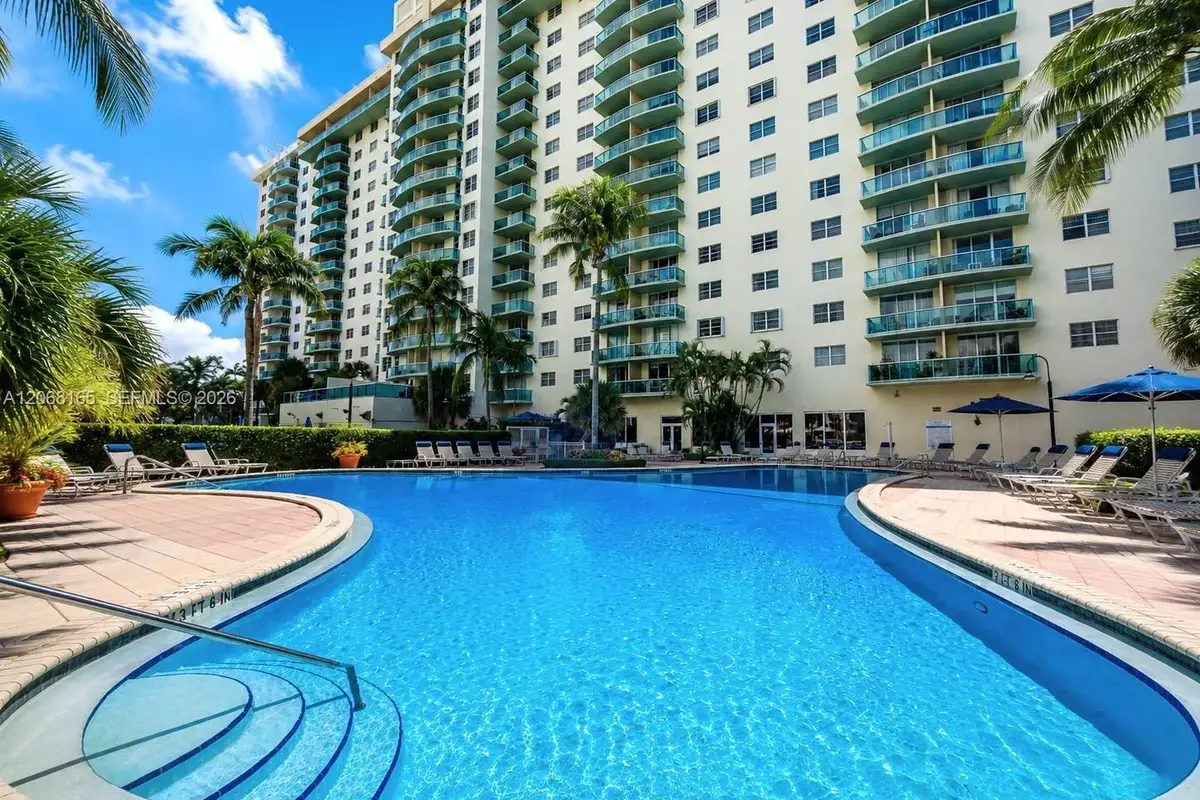 19390 Collins Ave #1210, Sunny Isles Beach: photo 1 of 25