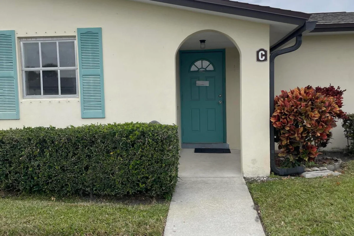 2965 Ashley Dr W #C, West Palm Beach: photo 1 of 32