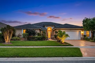 6783 Las Colinas Ct, Lake Worth: photo 1 of 21
