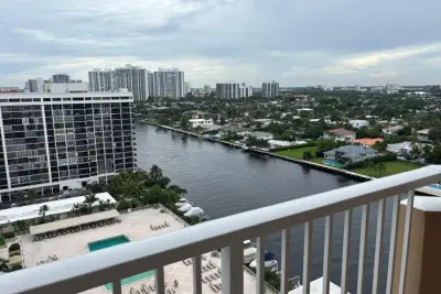 1965 S Ocean Dr #16P, Hallandale Beach: photo 1 of 7
