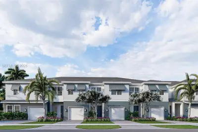 188 NE 15th Ave, Homestead: photo 1 of 1