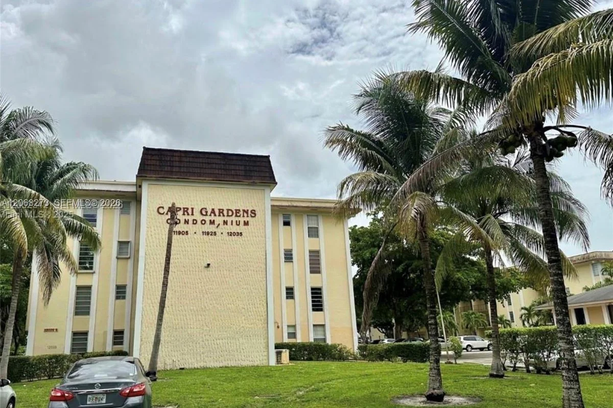 11905 NE 2nd Ave #C106, North Miami: photo 1 of 18