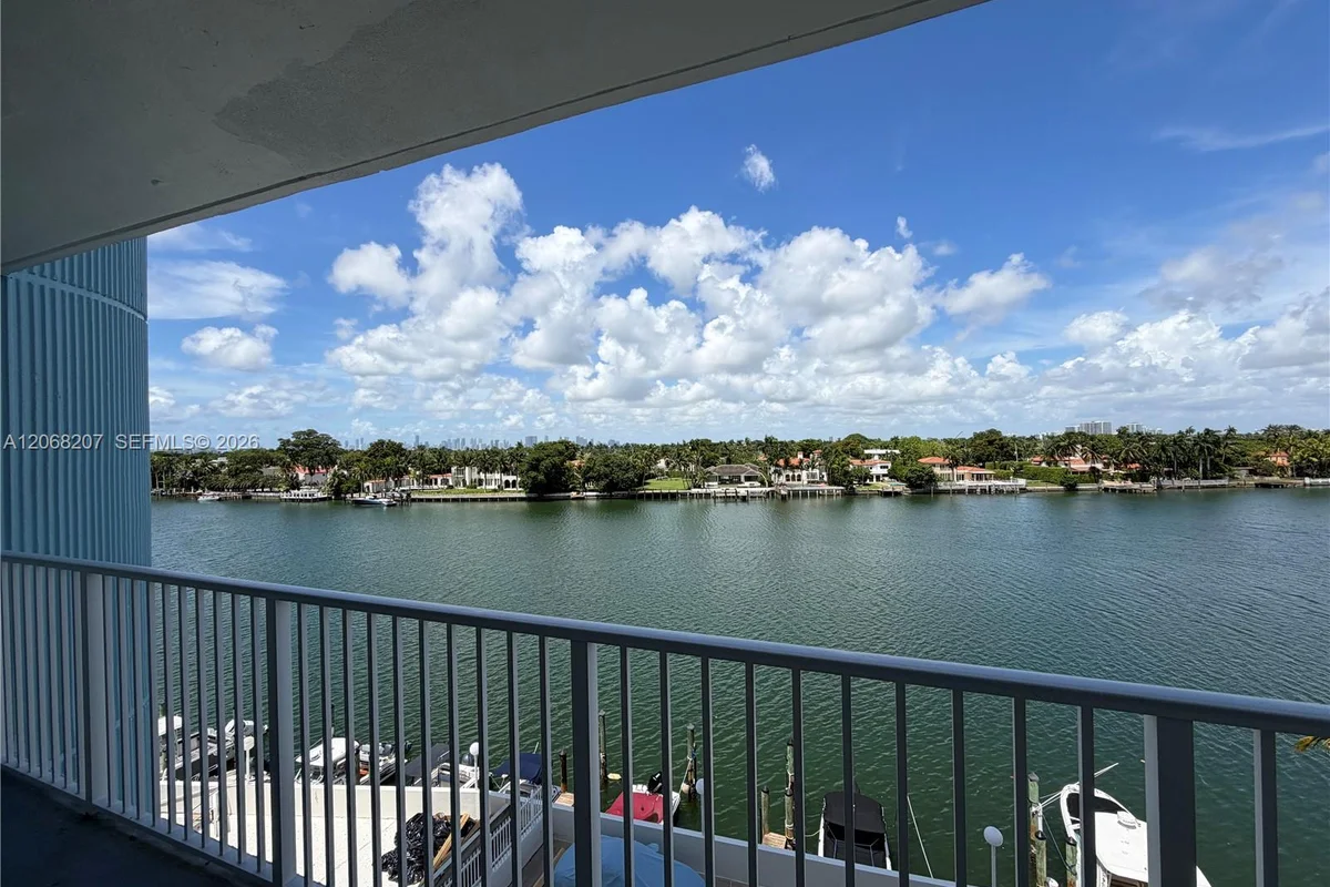 5838 Collins Ave #4A, Miami Beach: photo 1 of 6