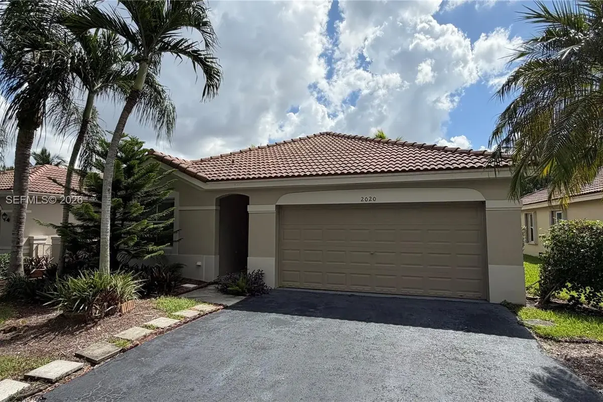 2020 Andromeda Ln, Weston: photo 1 of 30