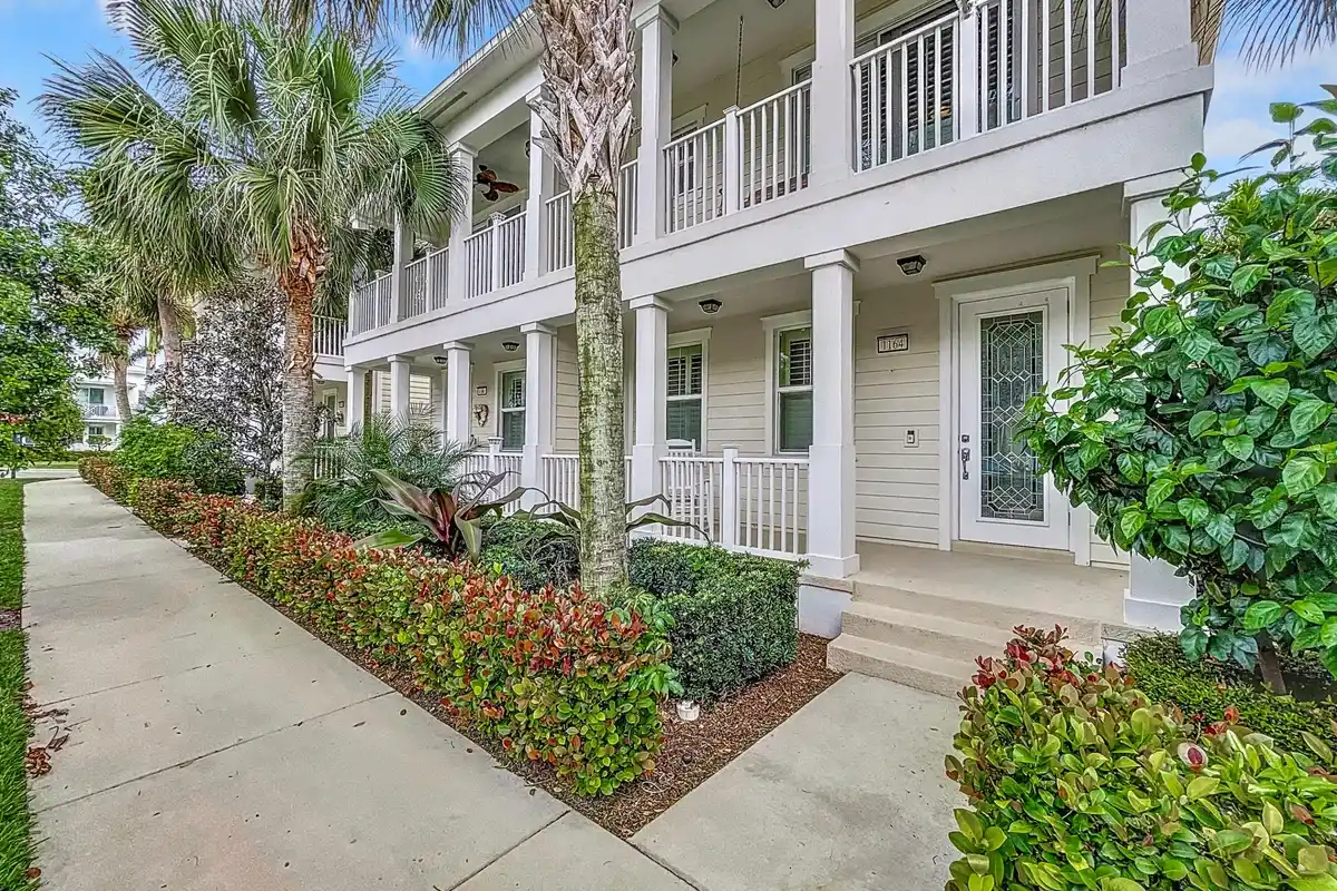 1164 Islamorada Dr, Jupiter: photo 1 of 27