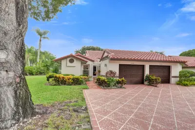 6394 Pointe Pleasant Cir, Delray Beach: photo 1 of 40