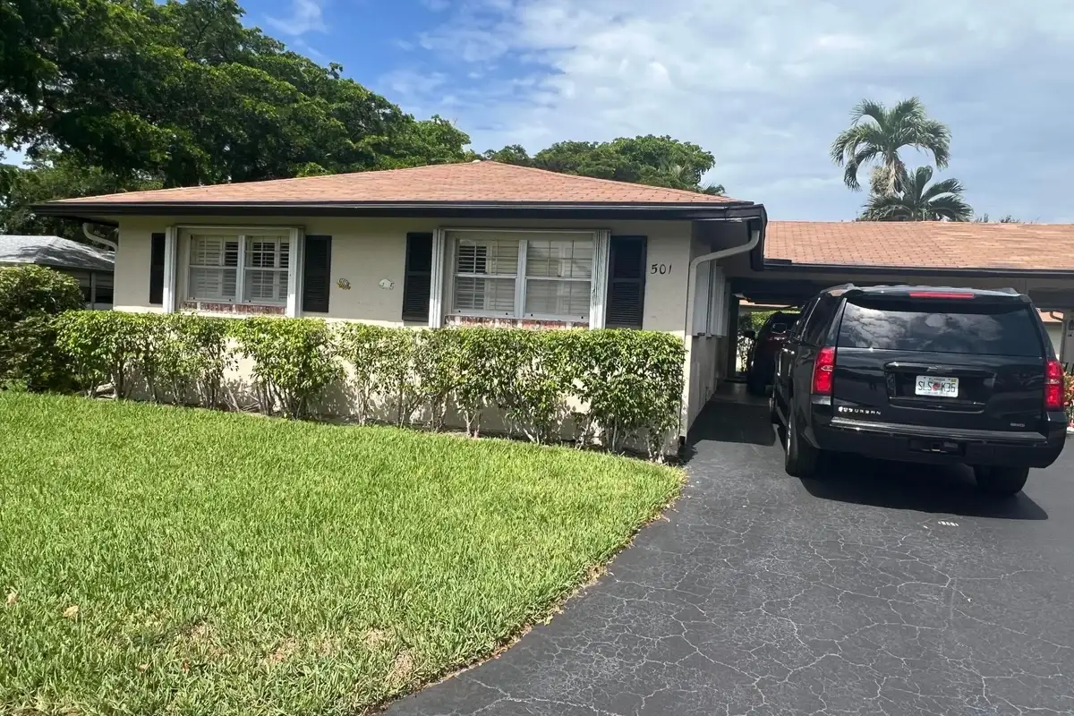 501 Sandpiper Cir, Delray Beach: photo 1 of 6