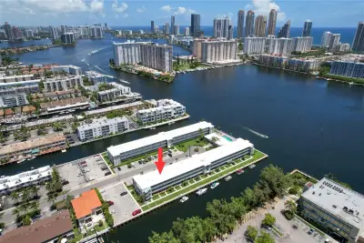 3922 NE 166th St #S303, North Miami Beach: photo 1 of 25
