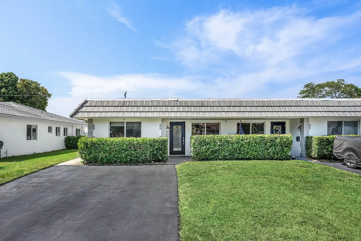 231 SW 6th St, Boca Raton: photo 1 of 25