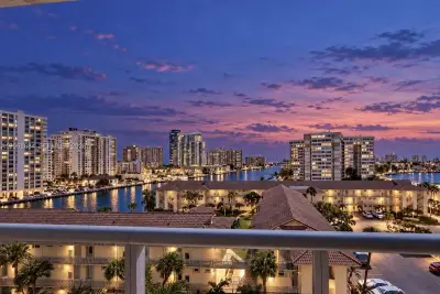 2602 E Hallandale Beach Blvd #R707, Hallandale Beach: photo 1 of 51