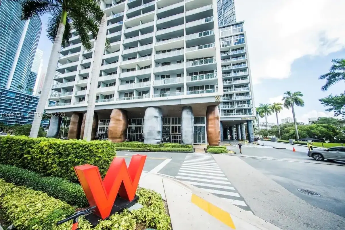 485 Brickell Ave #4711, Miami: photo 1 of 26